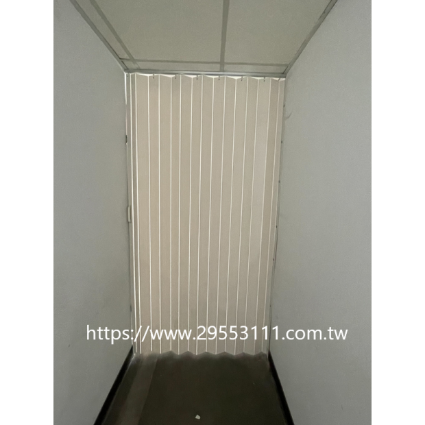 pvc塑膠折疊式活動拉門裝潢施工