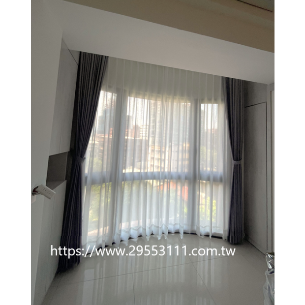 挑高落地窗簾布+紗雙層窗簾裝潢安裝施工 挑高落地窗簾布+紗雙層窗簾裝潢安裝施工