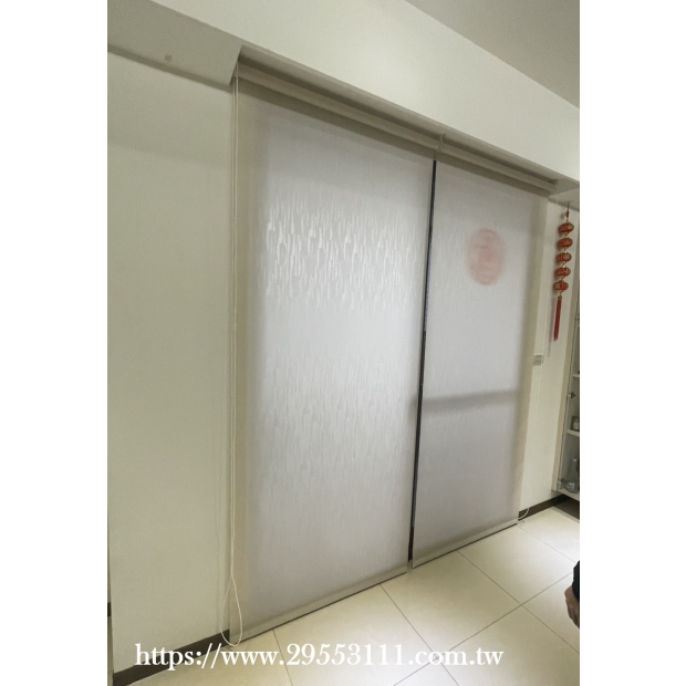 落地窗透光捲簾式窗簾裝潢安裝