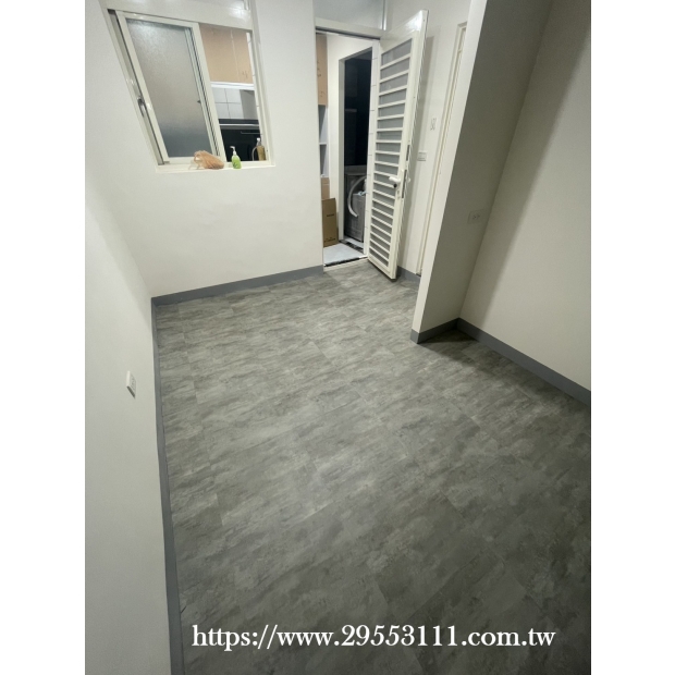 塑膠地磚/超耐磨石塑地磚裝潢施工